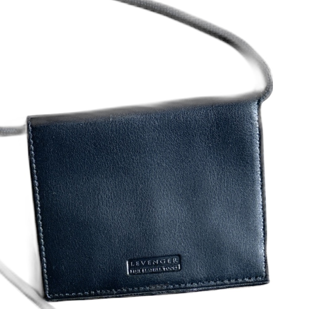 Unisex Levenger Black Professional Conferences Travel Office Card/ID Holder